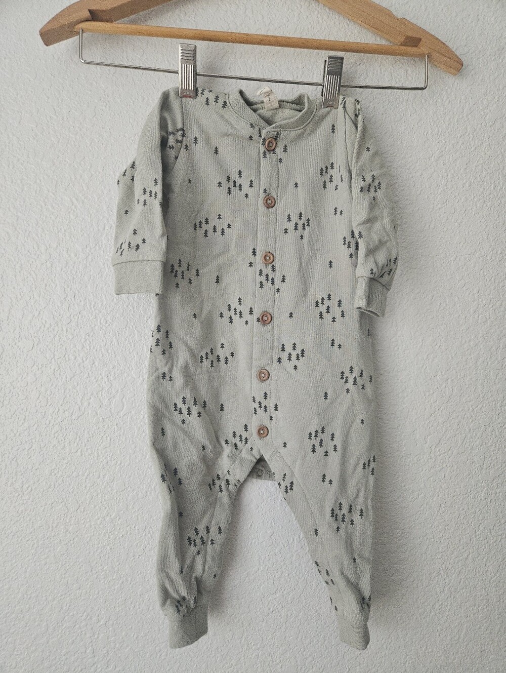 quincy mae organic cotton long sleeve sleeper pajamas button up 6 - 12 months